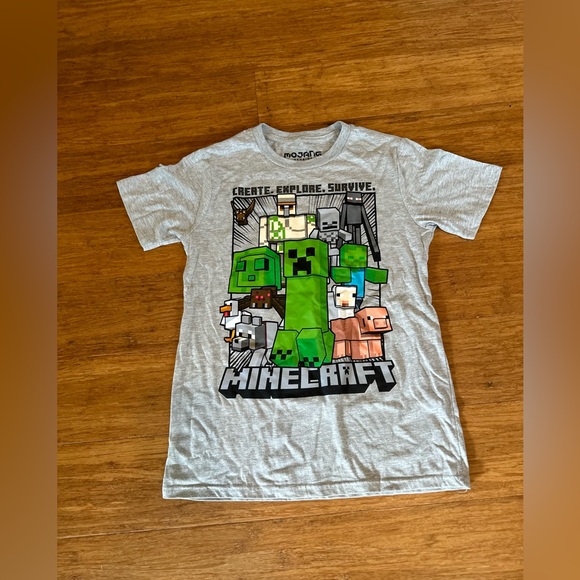 Fall Bundle! NWOT 3 Pair Jeans 1 Hoodie 1 Minecraft T Shirt - Picture 8 of 10